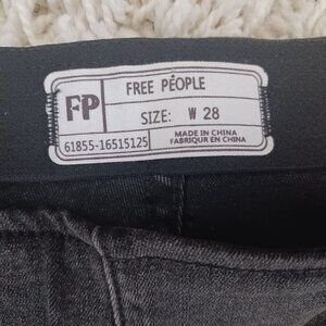 Free People Black Flare Jeans Women’s Size 28 Stretch High Rise Jegging Pull-On